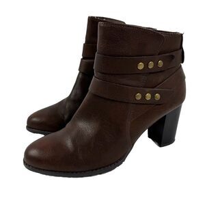 Jaclyn Smith Alicia Brown Studded Ankle Bootie Boots Size 8